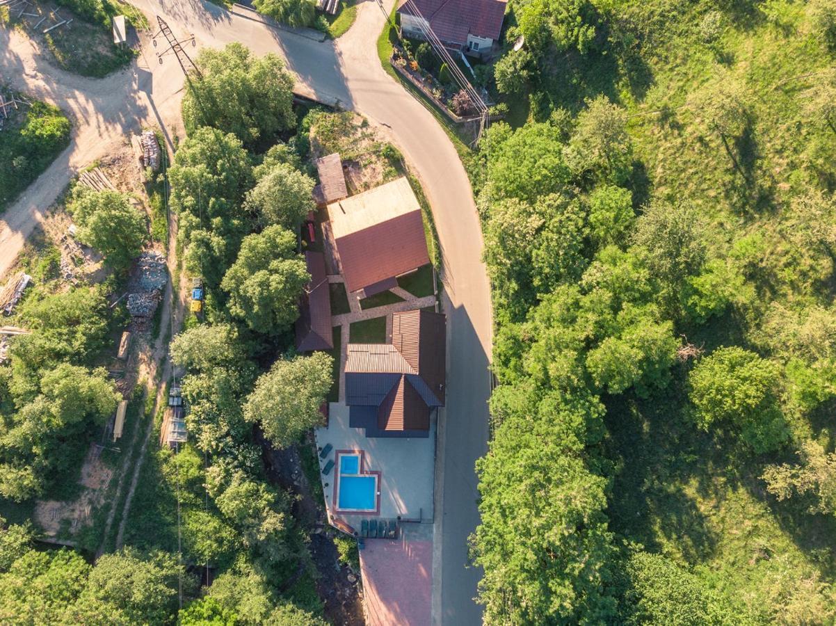 Pensiunea Petru Şugag Exteriér fotografie